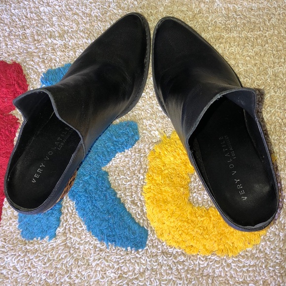 🌴Very  Volatile Chica Mule Leather Bootie - Picture 3 of 8